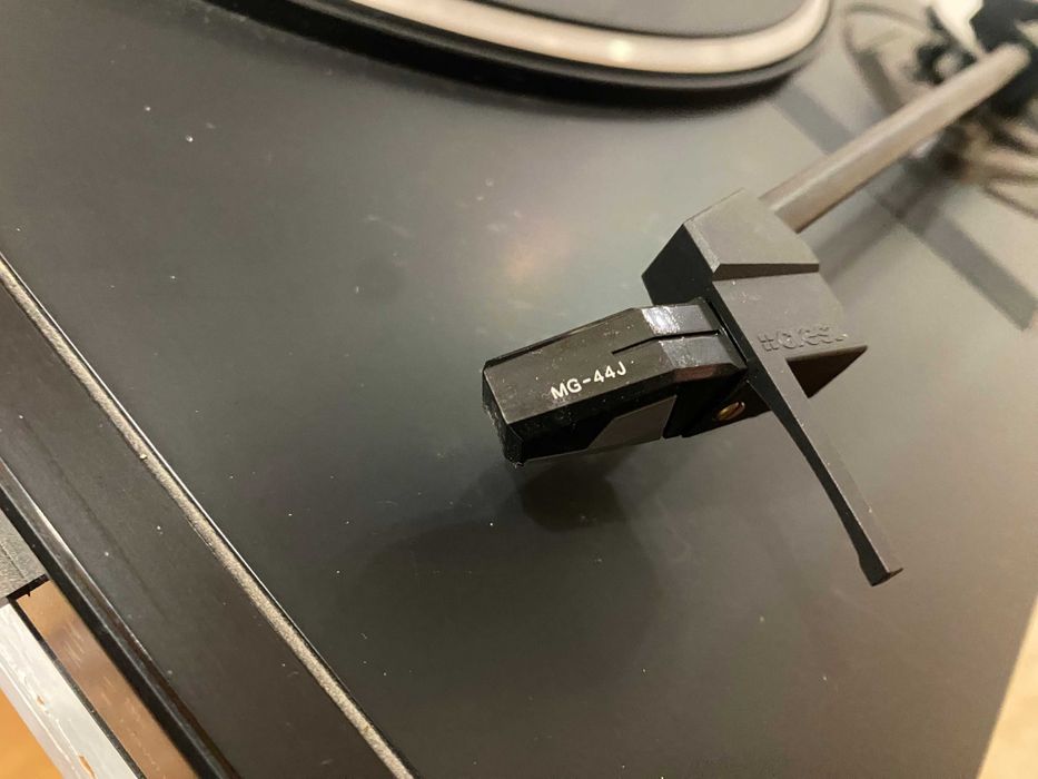 Виниловый проигрыватель Sanyo TP6100