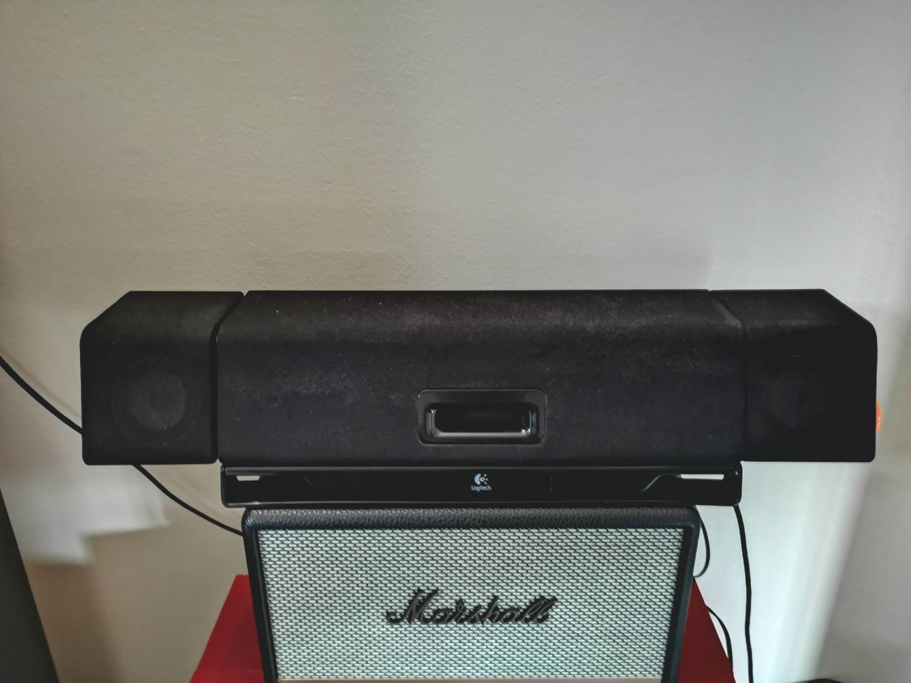 Barra de Som Logitech para computadores