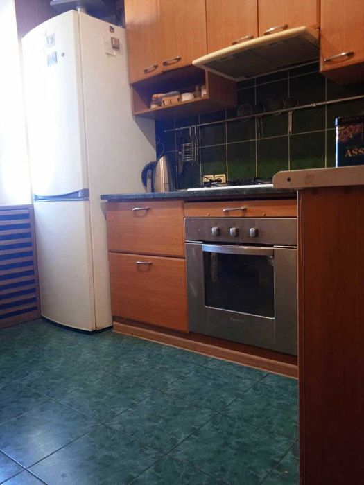 Двухкомнатная квартира на Таирова в кирпичном доме