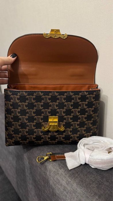 Сумочка жіноча шкіряна