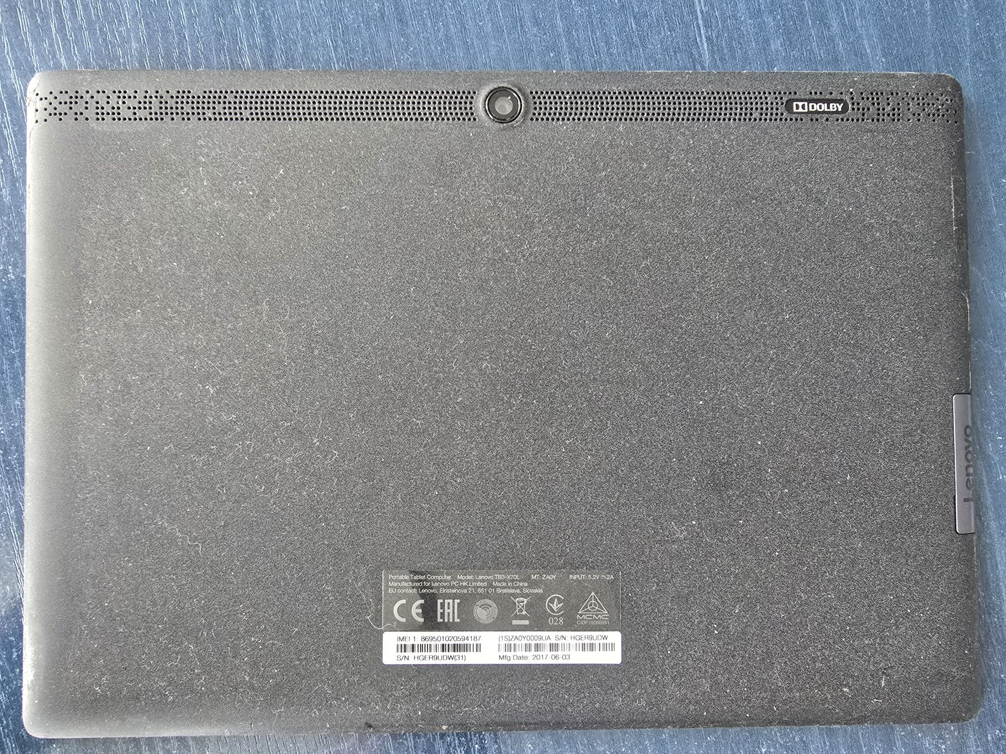 Планшет Lenovo TB3-X70L