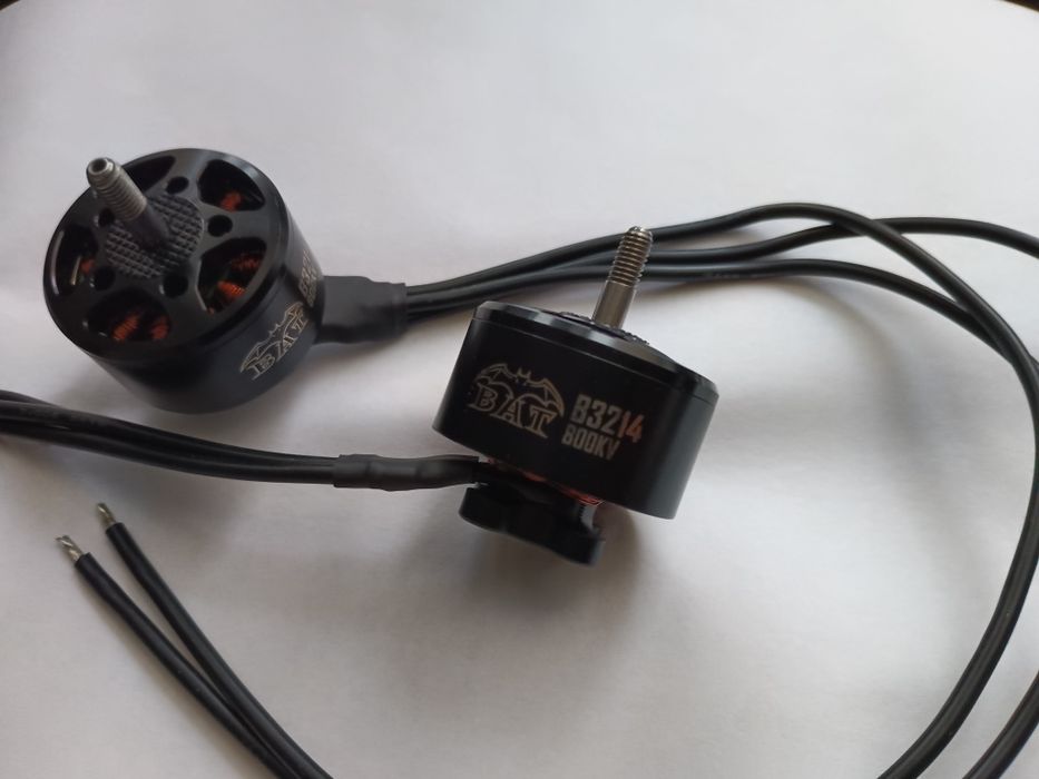 Мотор двигун 4шт Surpass Hobby Bat B3214 800kv (à la Diatone®)  на 10"