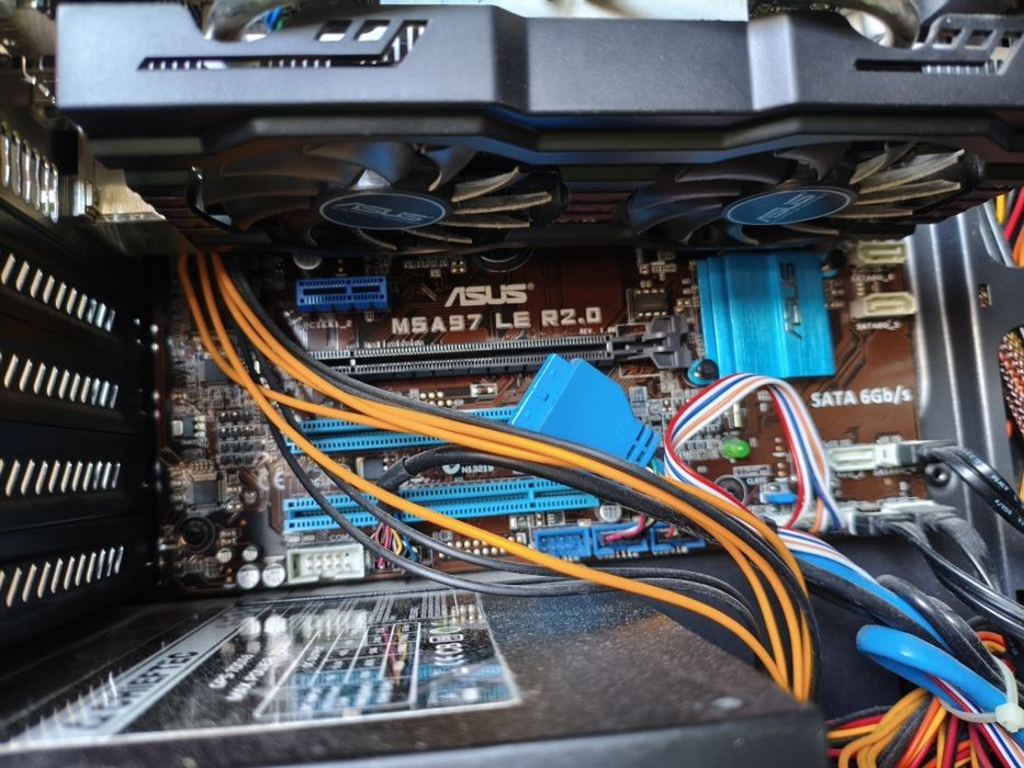 Komputer stacjonarny windows 10 pakiet biurowy