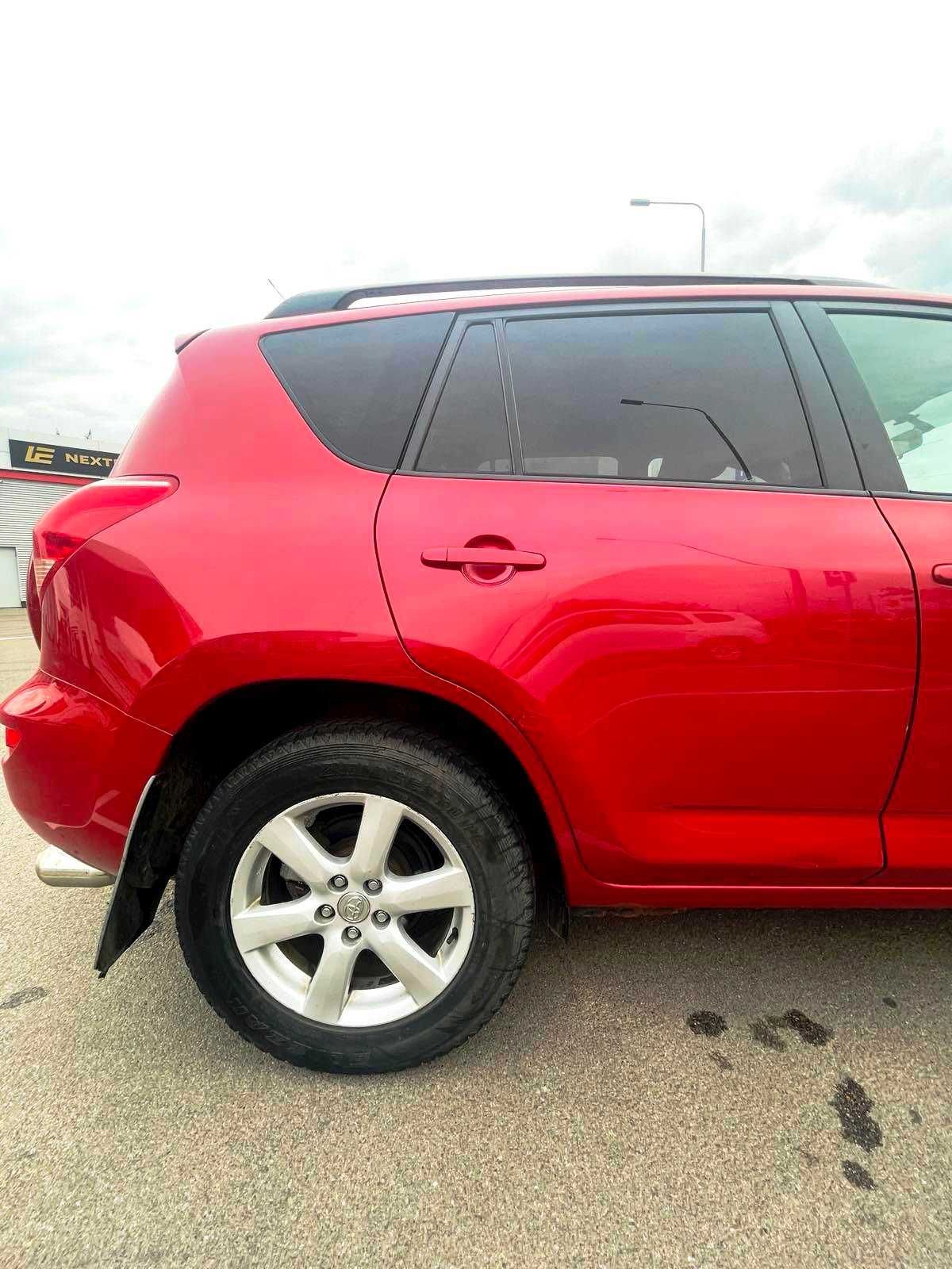 Toyota RAV4 2.0 Гбо  Акпп, 4WD