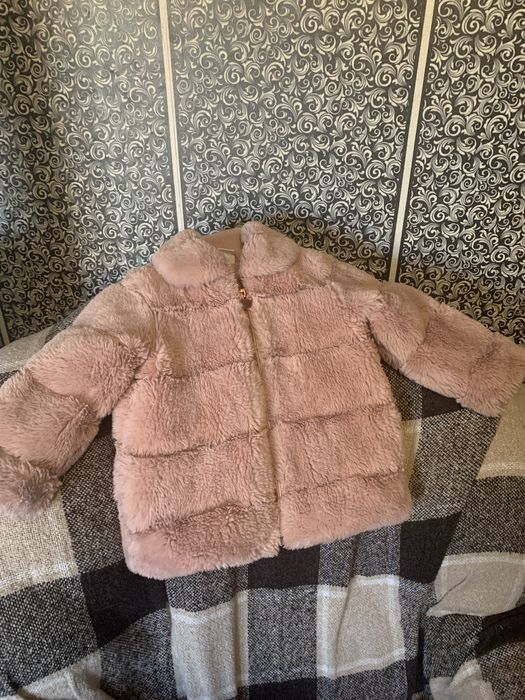 Верхній одяг,дівчинка 2-3 рочки