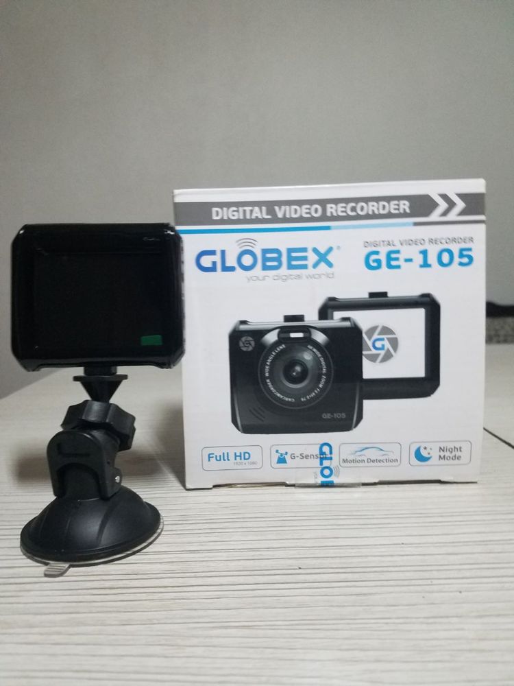 Видеорегистратор Globex 105