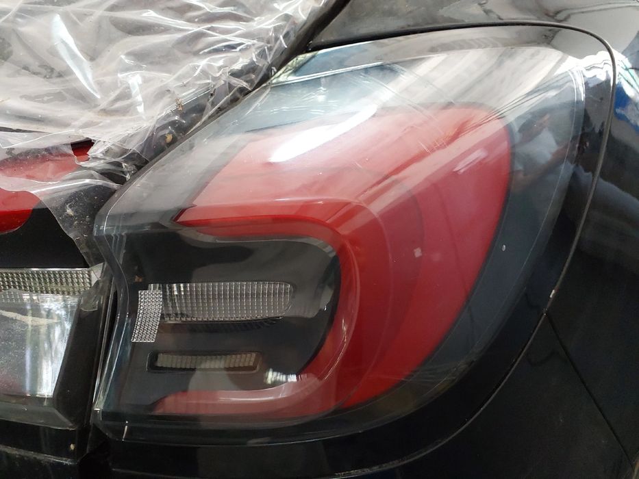 Farolim direito FORD Puma (J2K, CF7)