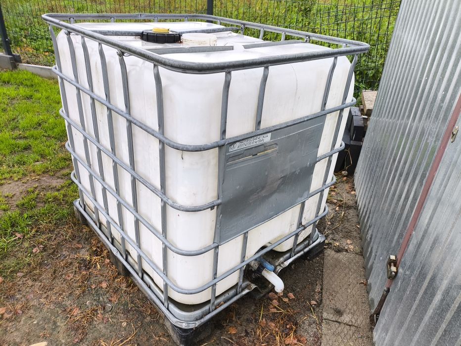 Mauzer 1000l. Zbiornik