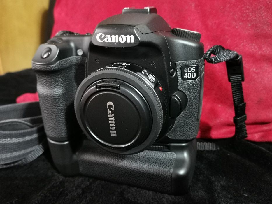 Canon 40D + punho + lente canon 40mm e cartões