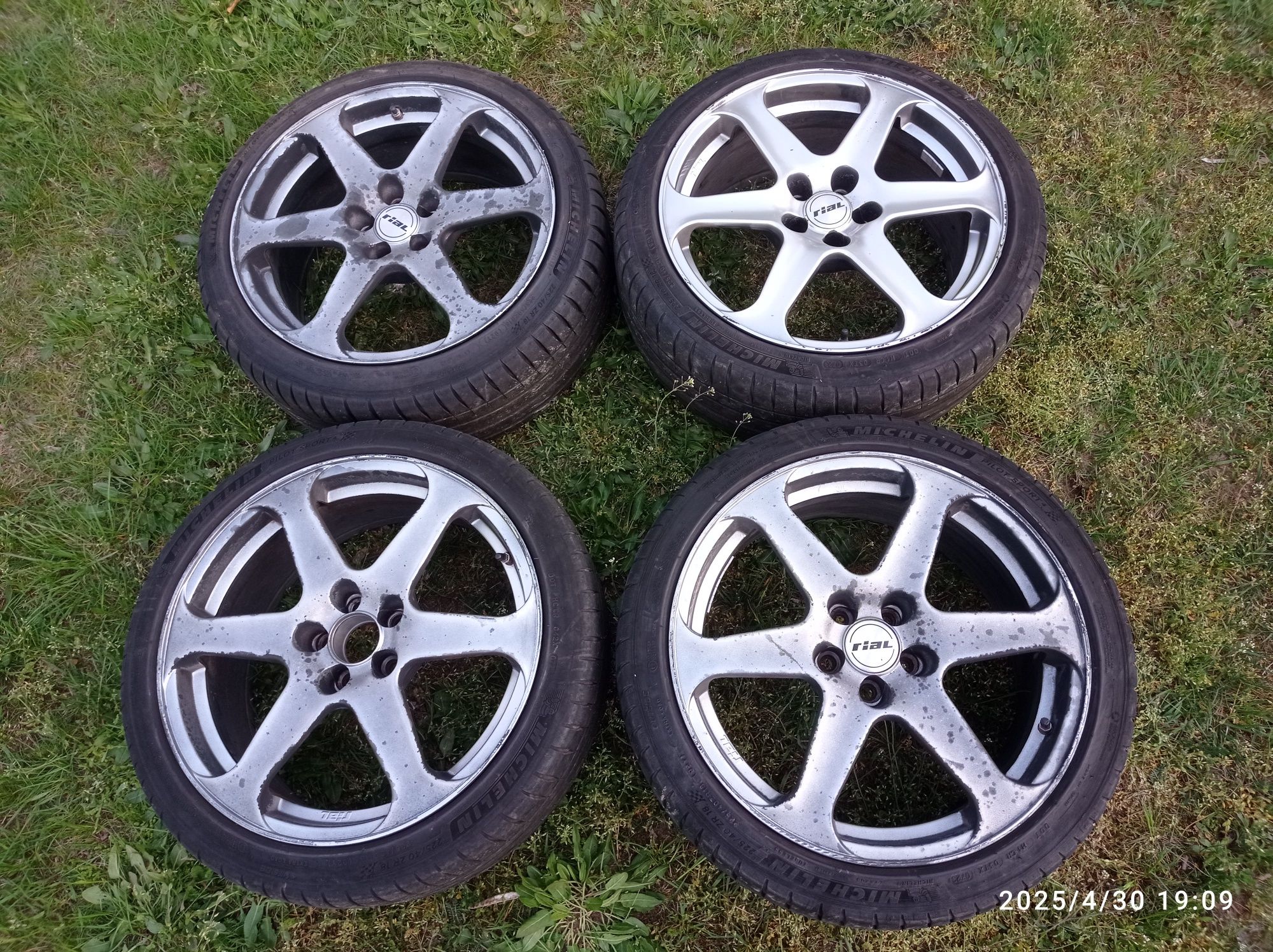 Felgi Rial 18" 5x100 ET35