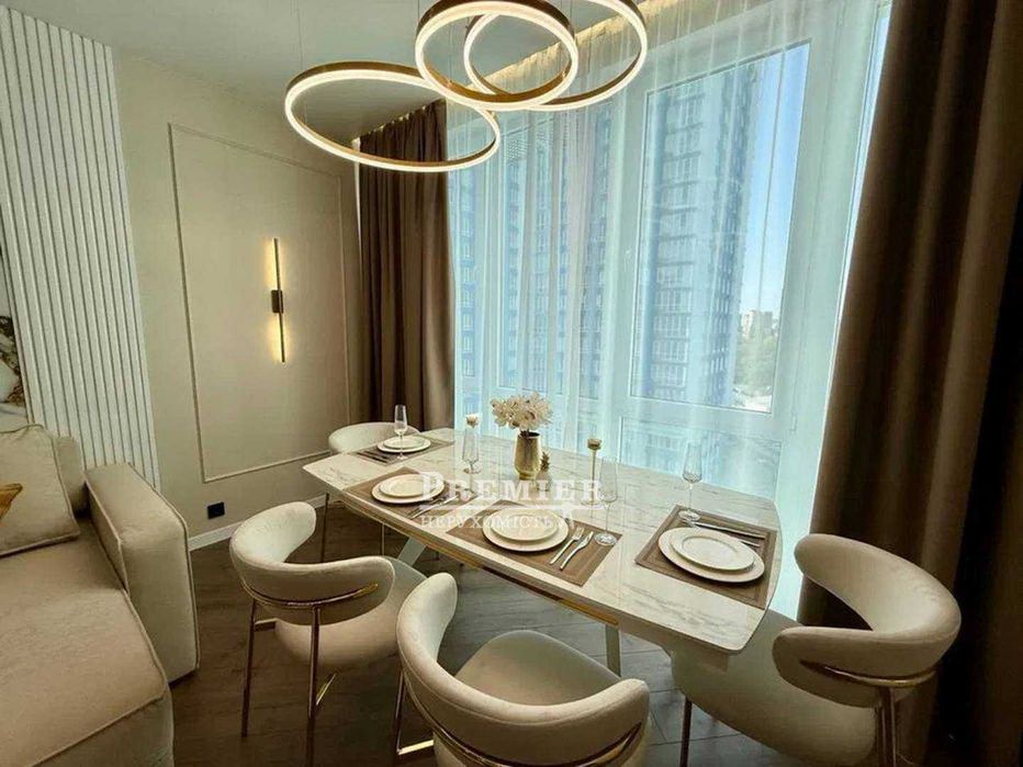 3 комнатная квартира 90 м2 Дорогой Ремонт ЖК Омега