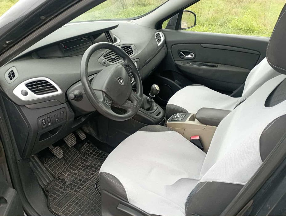 Renault Megane GRAND SCENIC III  1.9 dCI