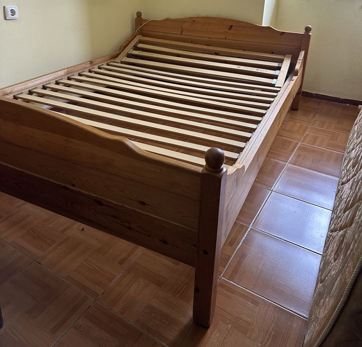 Cama + Estrado madeira