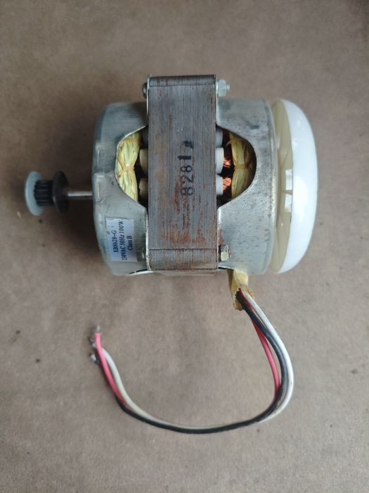 Мотор XB8628-G

230VAC 50Hz 100W

Class B