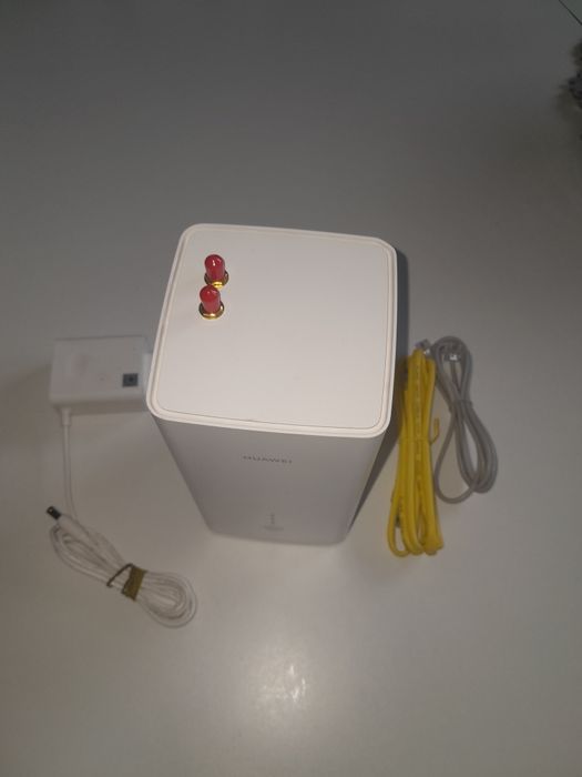 Ruter Huawei 4G CPE Pro 2 LTE 600Mbps Wi-Fi B628-265 gniazdo sma