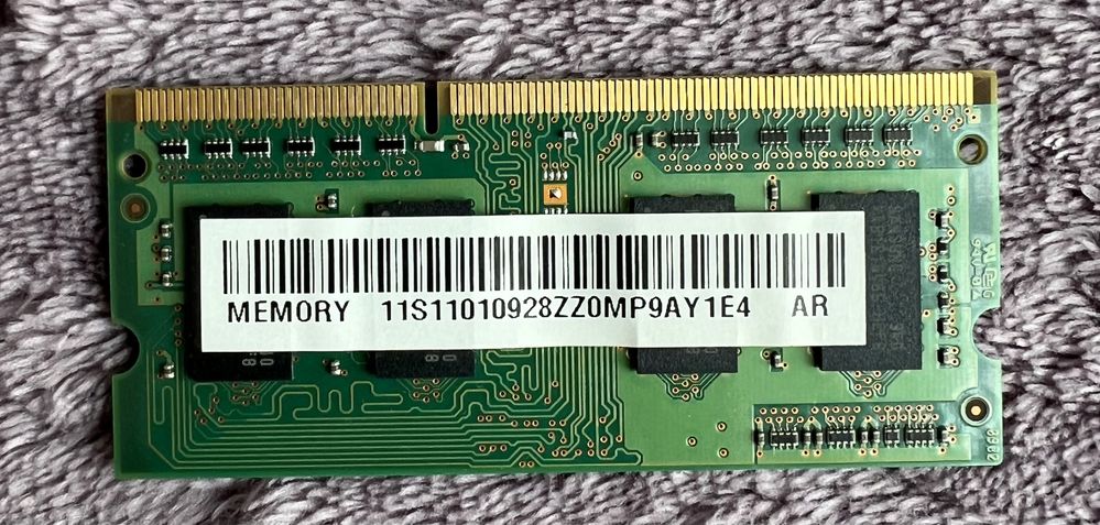 Оперативна памʼять SODIMM Samsung (M471B2874EH1 - CF8 0942) 1 ГБ