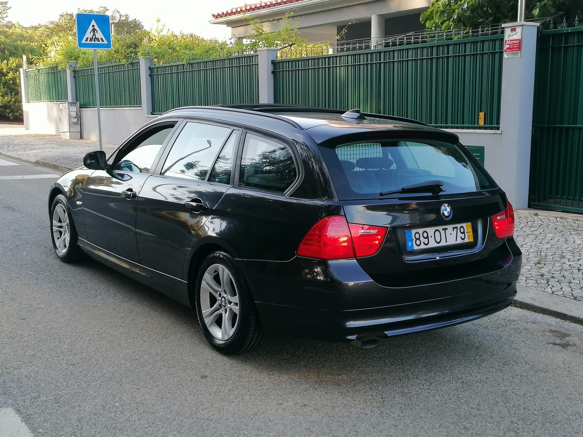 BMW 318D Touring Sport Navigation 143CV 185.000KMS Reais Garagem 2011