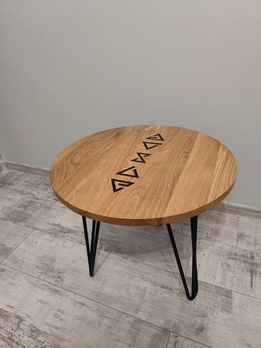 Stolik kawowy dębowy zalewany żywicą The Witcher