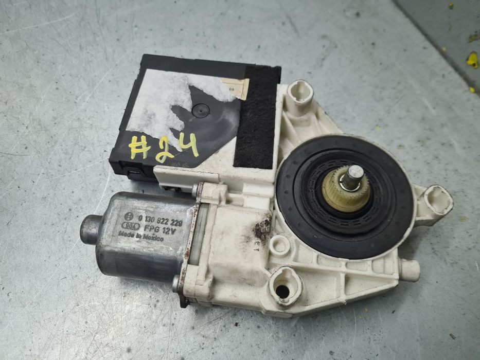 Motor vidro frente direito VOLKSWAGEN Golf V (1K1)