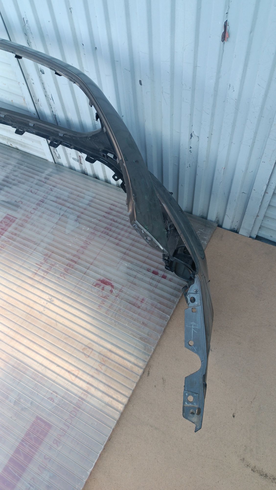 Vendo parachoque de frente Mercedes glb 247 ano 2020/24