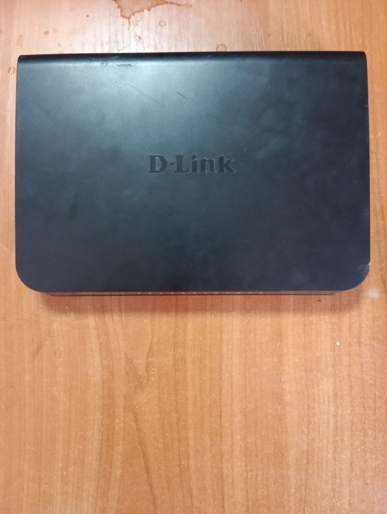 Коммутатор D-link DES-1024А, идеал