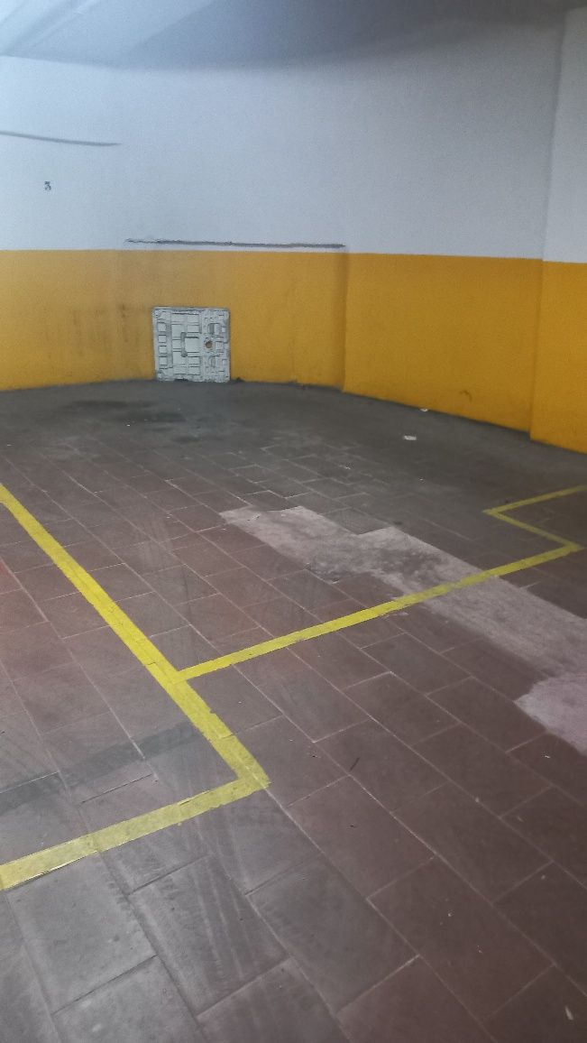 Amadora Lugar  de garagem