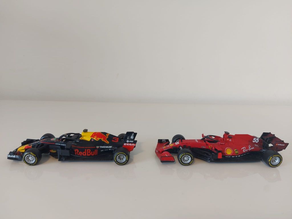 Auto bolid formuła 1 ferrari Red Bull F1 wyścigówka