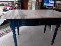 Mesa de cozinha com tampo em mármore c/ 2 gavetas