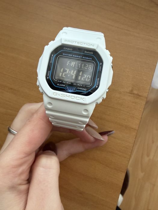 Zegarek G-SHOCK DW-B5600G