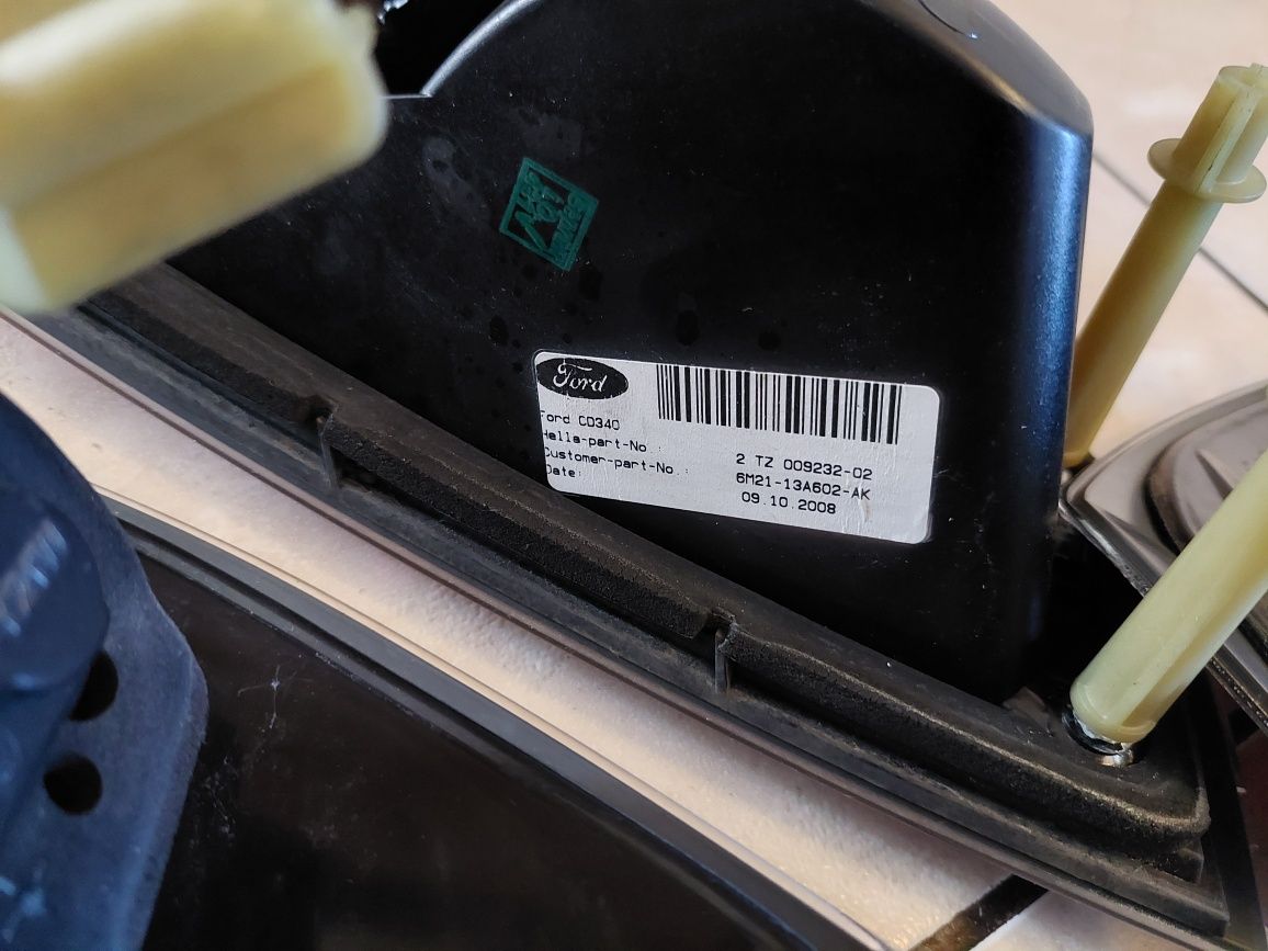 Lampy tył komplet S-max 06-10