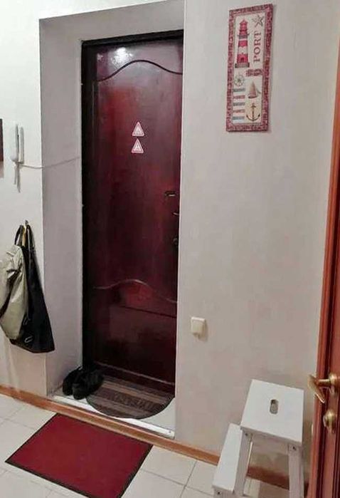 2К Продам двухкомнатную квартиру в центре tir-05
