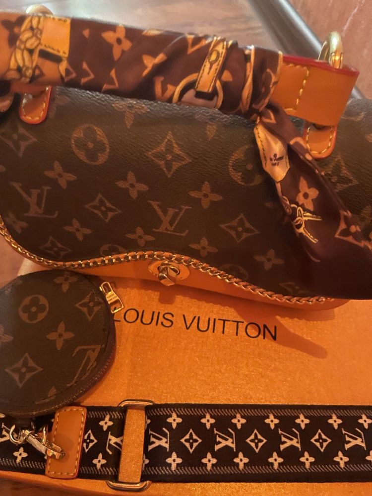 Сумка клатч Louis Vuitton