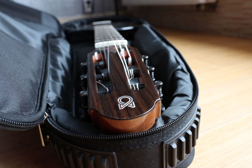 Gitara firmy Martinez