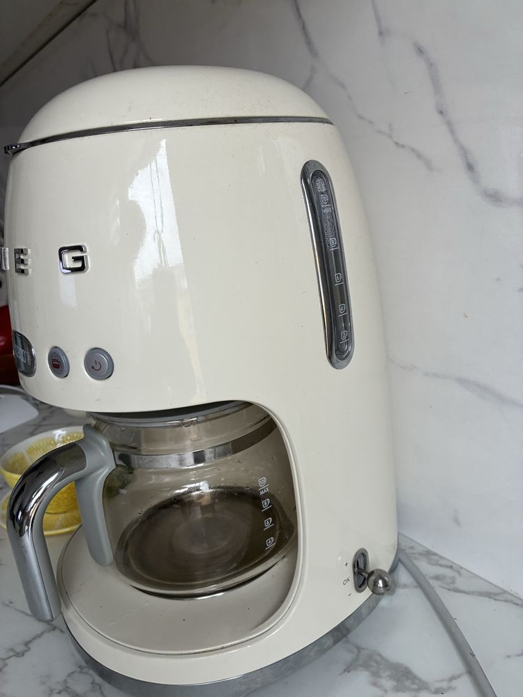 Smeg ekspres do kawy przelewowy