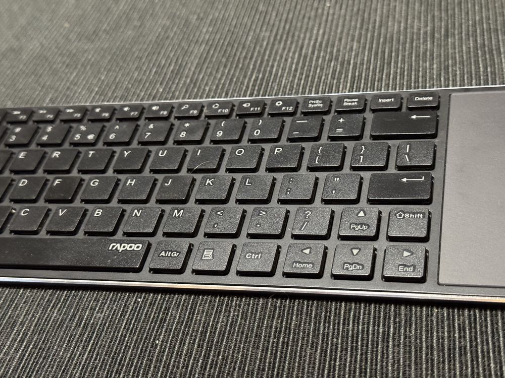 Klawiatura bluetooth Rapoo E6700 z touchpadem aluminiowa jak nowa