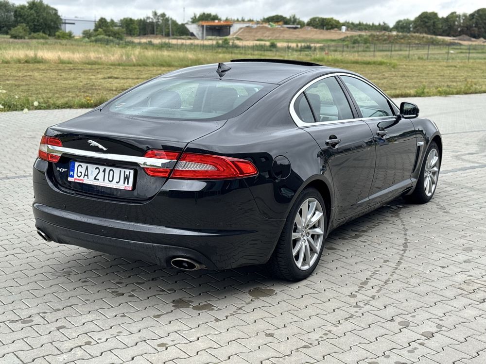 Jaguar XF 2013r 2.0 benzyna 240KM 155.000km STAN BDB