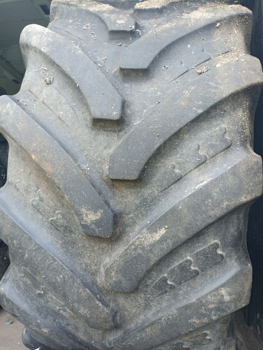 Opona 540/65R30 bkt