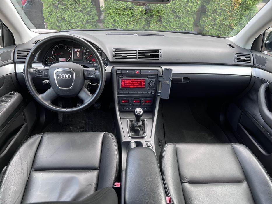 Audi a4 B7  1.6 MPI  Макимальна комлектація 2007 рік
