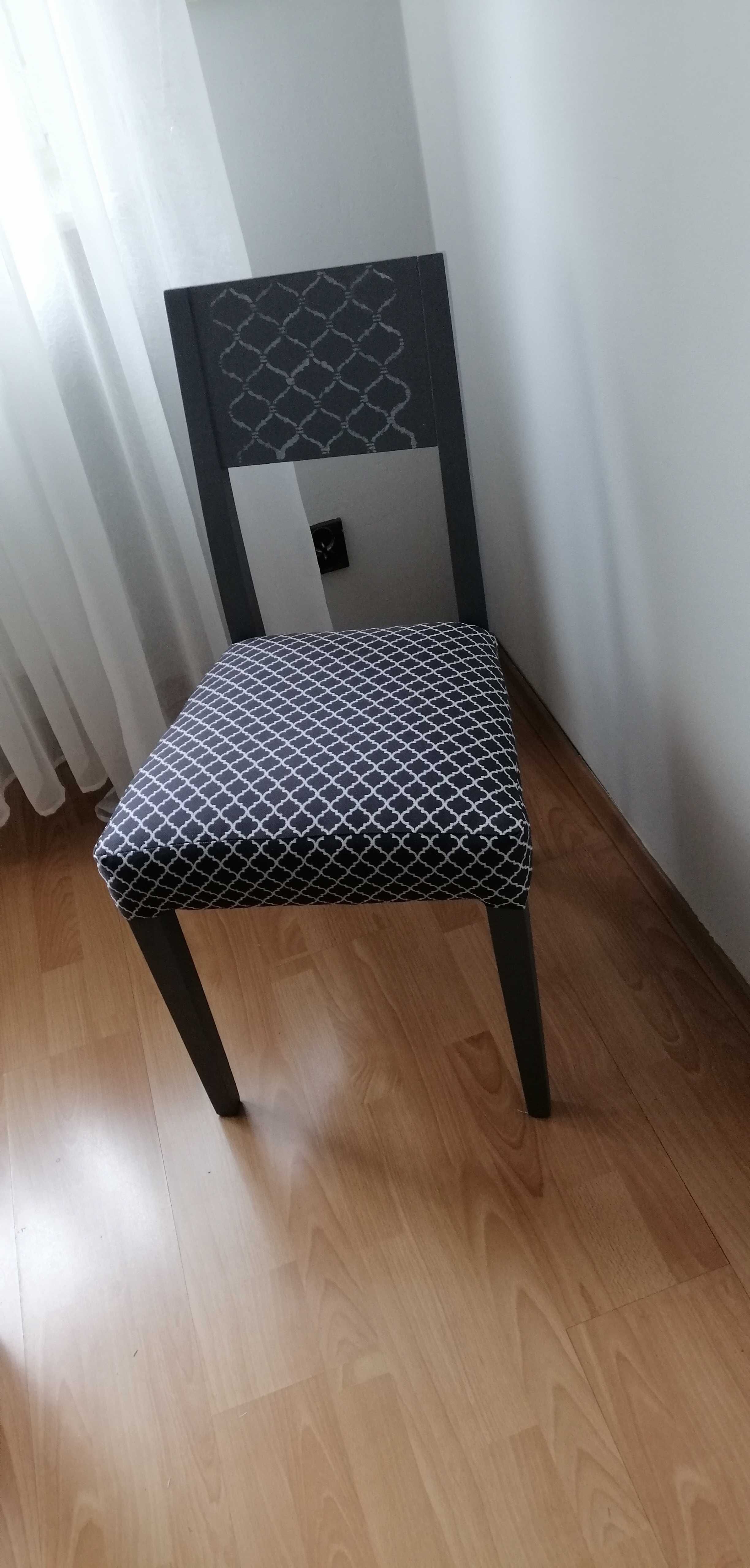 Piękne szare krzesło z nową tapicerka