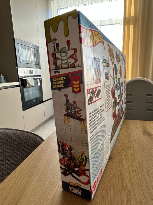 Ігровий набір Hot Wheels Автомийка Мегавежа