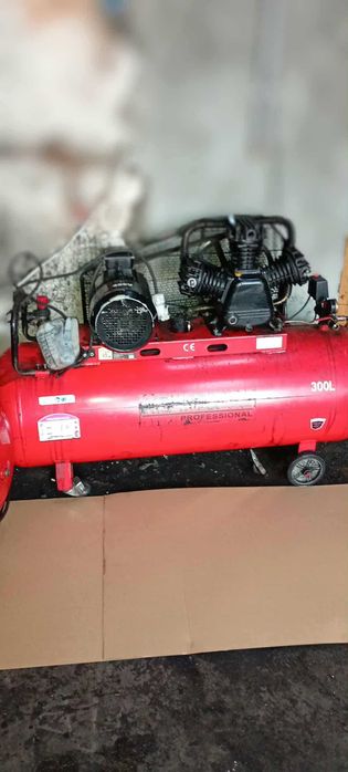 Sprężarka 3 tłokowa mocna duża 300l