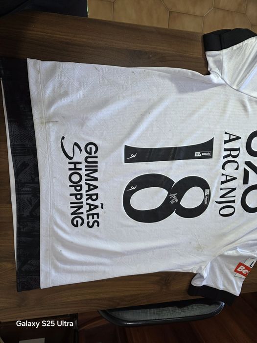 Vendo camisola Vitoria de Guimarães