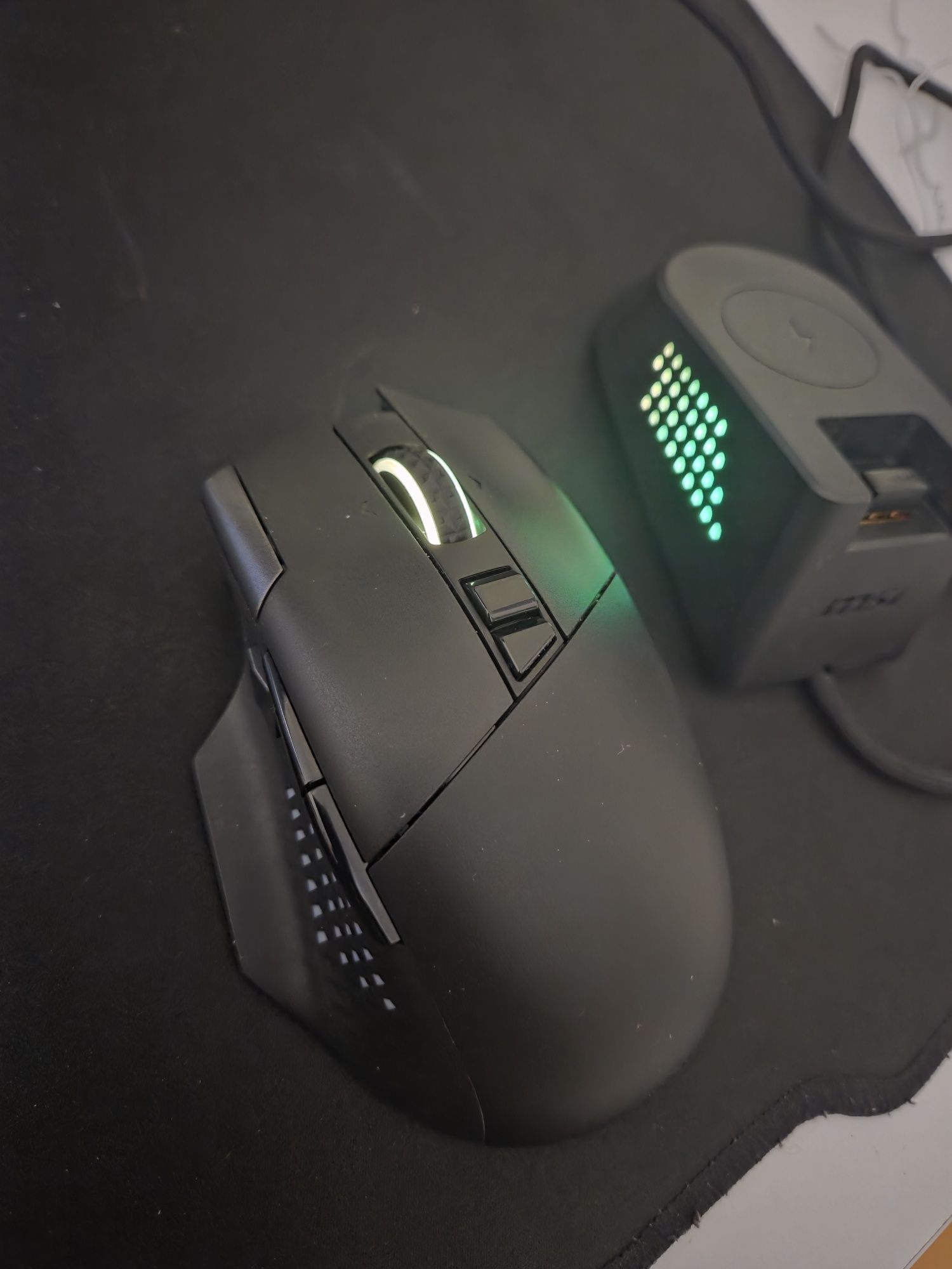 Rato gaming MSI Versa Pro RGB + Mouse Dock Pro Wireless 26000DPI Preto