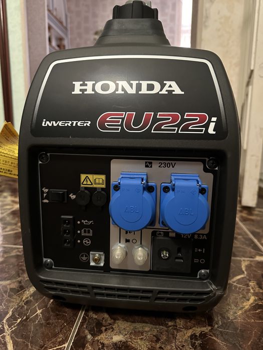 Інверторний Генератор Honda EU22i