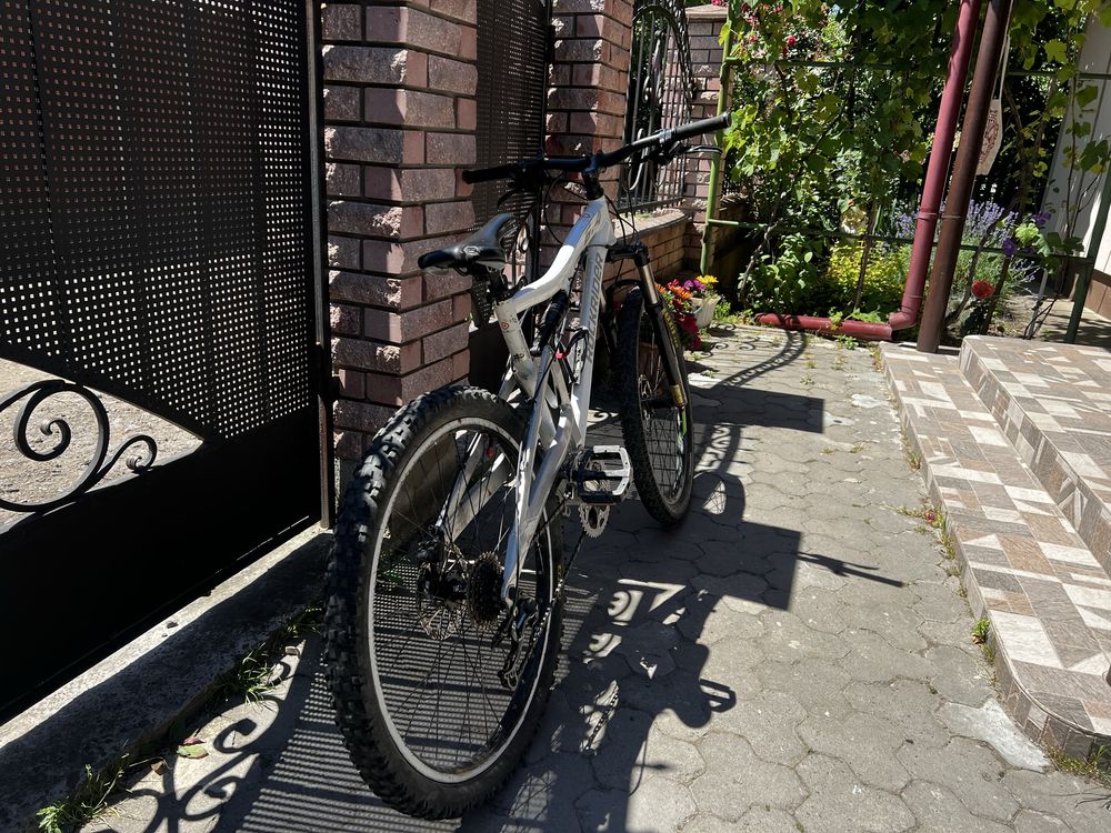 Продам двухподвес rockrider