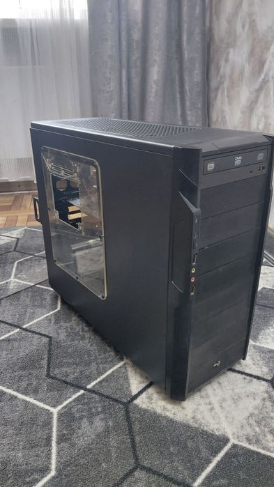 Системний блок працює