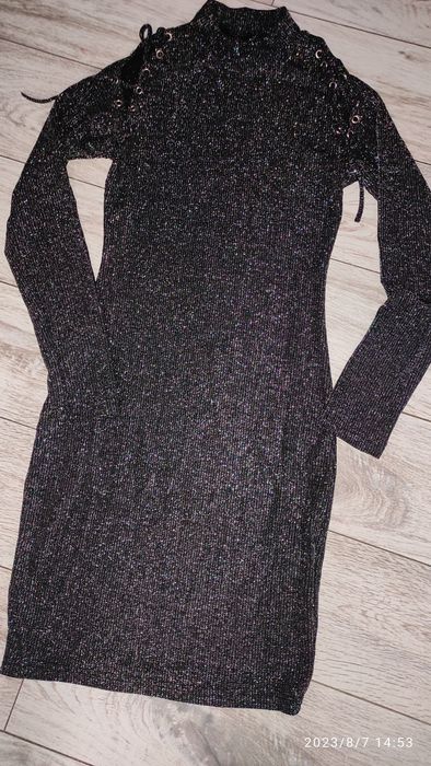 Sukienka mała czarna brokat s m dopasowana