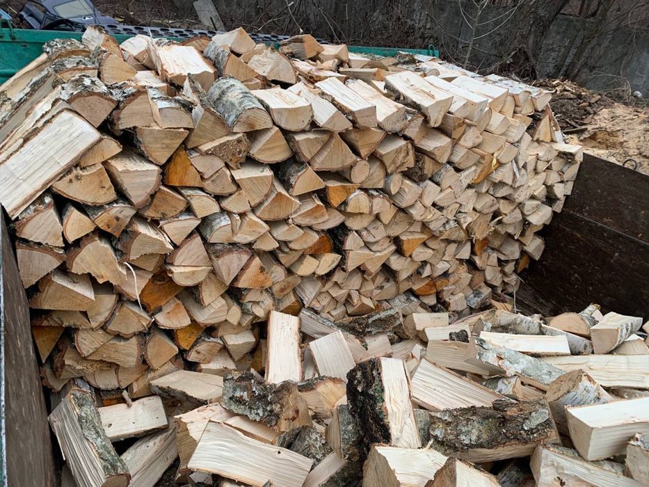 Дрова колоті РОЗПРОДАЖ недорого дуб акація береза сосна