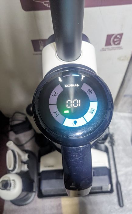 Миючий акумуляторний пилосос