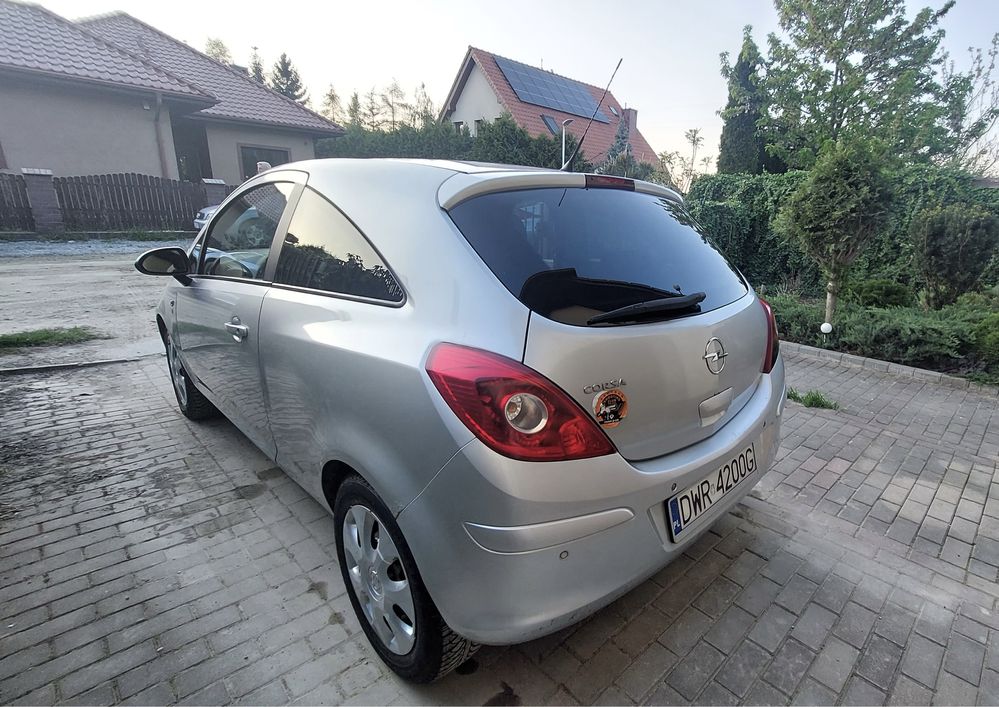 Opel Corsa D 2010r 85KM salon Polska